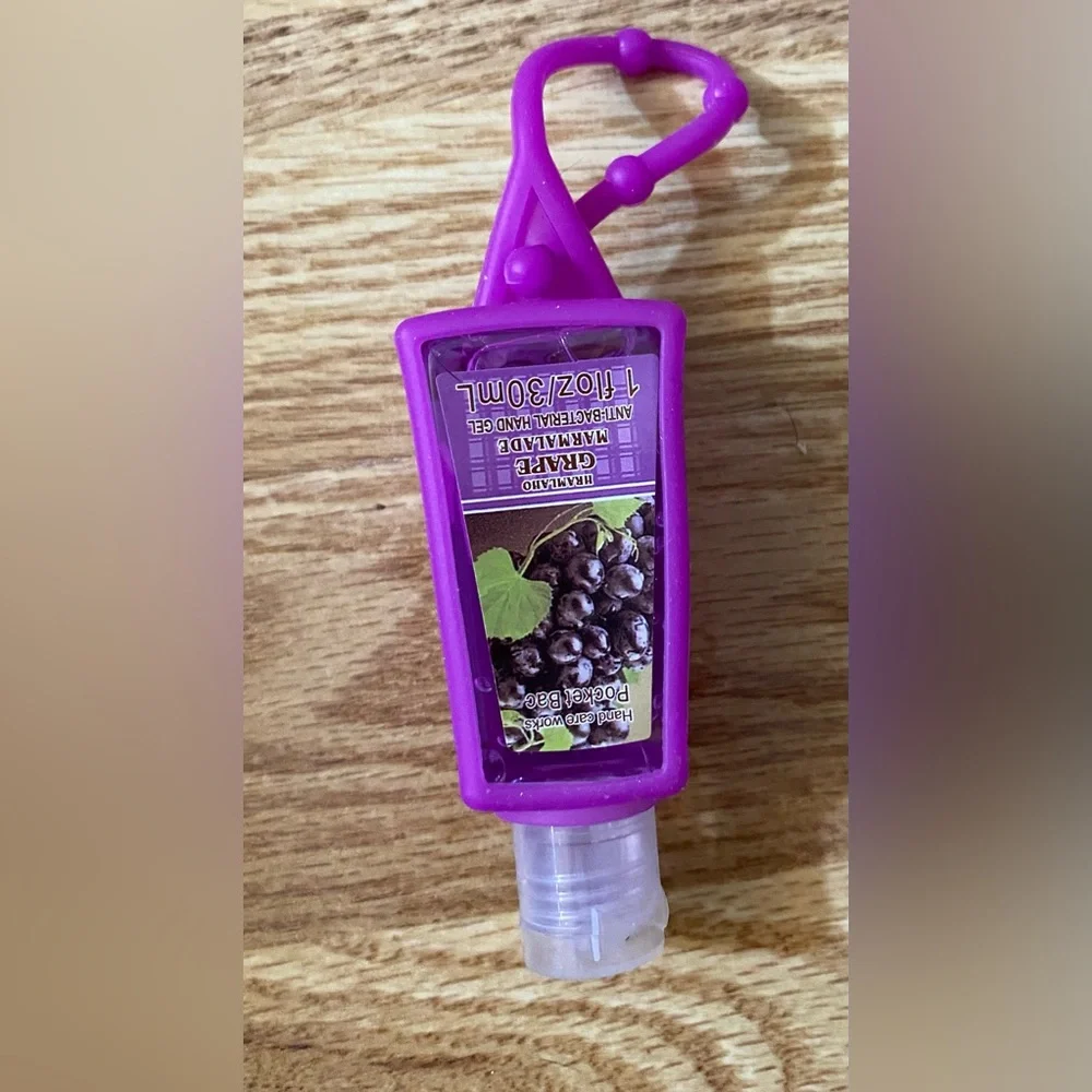 Skincare Mask & Lip Balm Lot — Gold and Lavender Accents - Picture 7 of 11